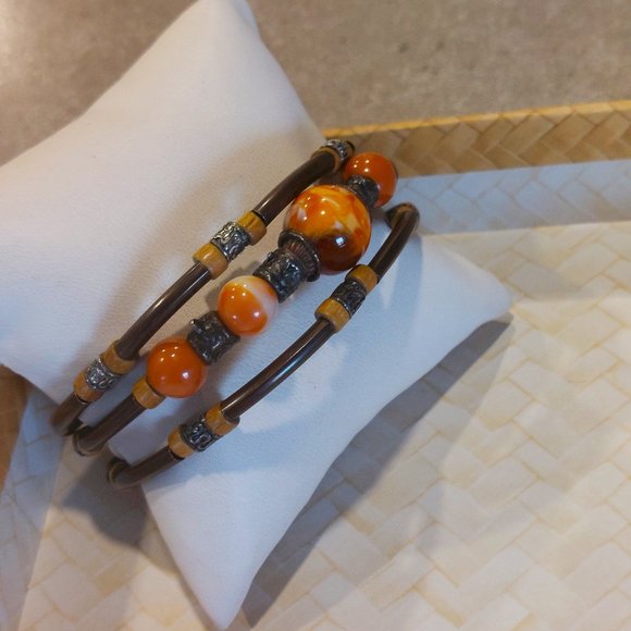 Women's Brown Mix Wraparound Bracelet w/Coin Accent - NWOT - Picture 5 of 10